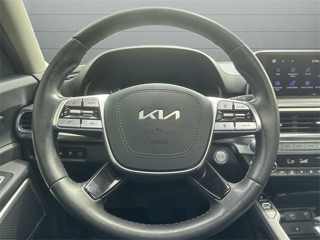 Photo of 2022 Dark Moss Kia Telluride