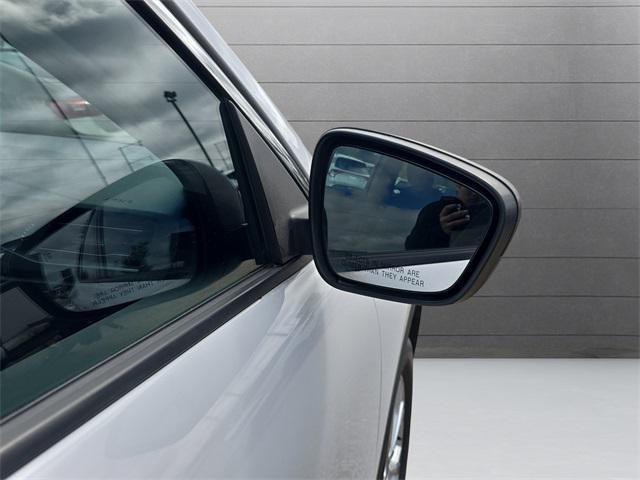 Photo of 2023 Oxford White Ford Escape