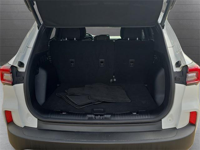 Photo of 2023 Oxford White Ford Escape