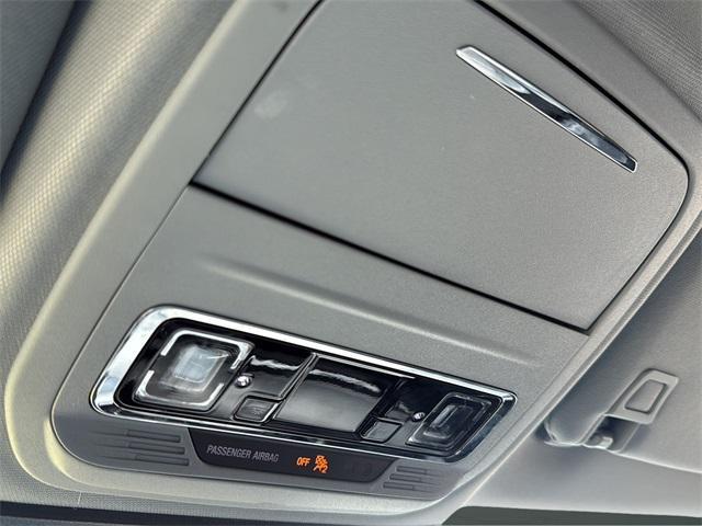Photo of 2022 Silver Radiance Metallic Clearcoat Lincoln Corsair