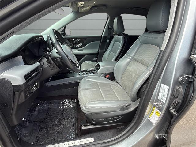 Photo of 2022 Silver Radiance Metallic Clearcoat Lincoln Corsair