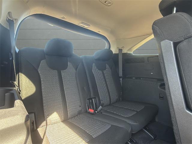Photo of 2023 Glacial White Pearl Kia Sorento
