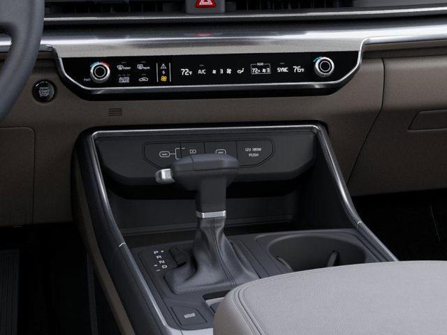 Photo of 2026 Deep Chroma Blue Kia Carnival