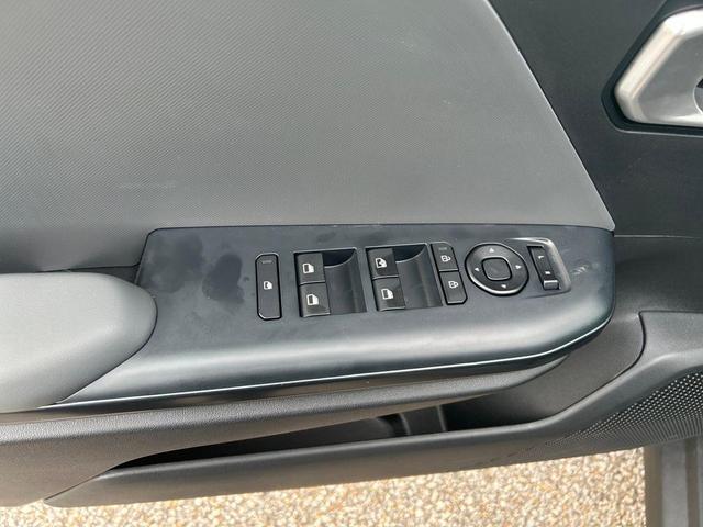 Photo of 2025 Gray Kia K4