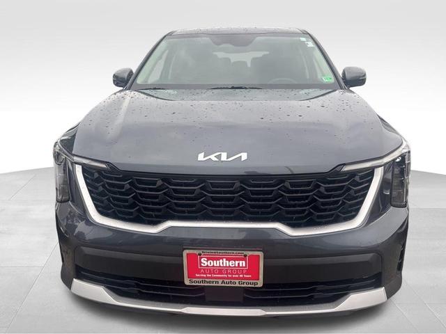 Photo of 2025 Gravity Gray Kia Sorento
