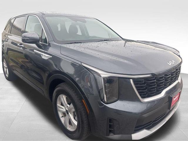 Photo of 2025 Gravity Gray Kia Sorento