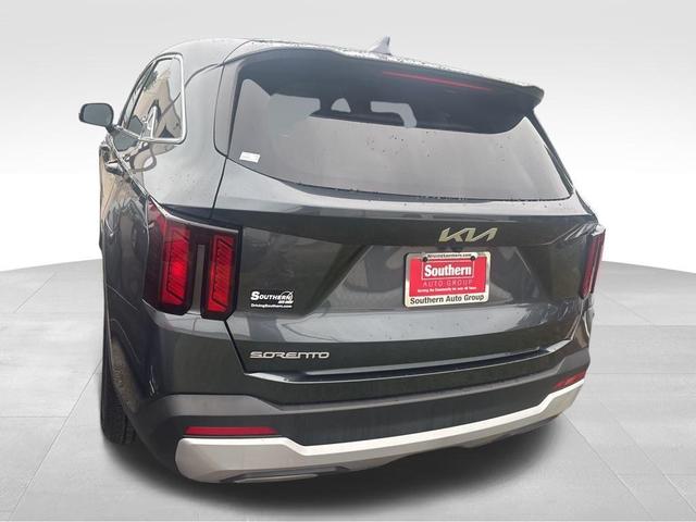 Photo of 2025 Gravity Gray Kia Sorento