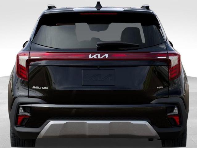 Photo of 2024 Fusion Orange Kia Seltos