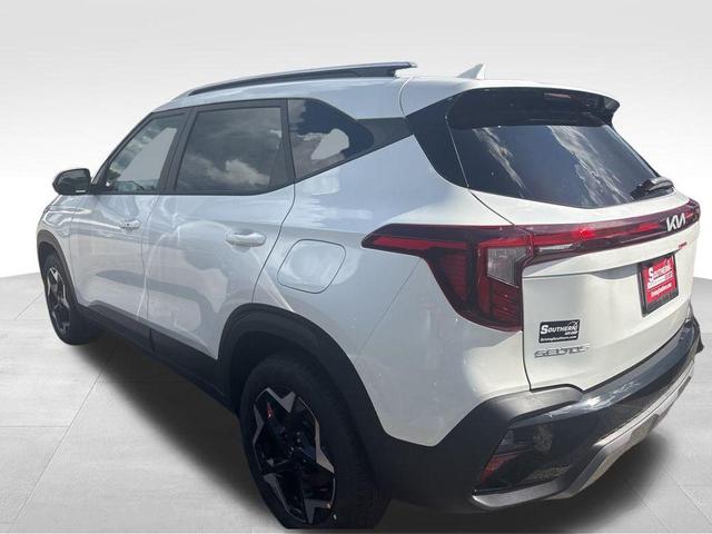 Photo of 2024 Snow White Pearl Kia Seltos