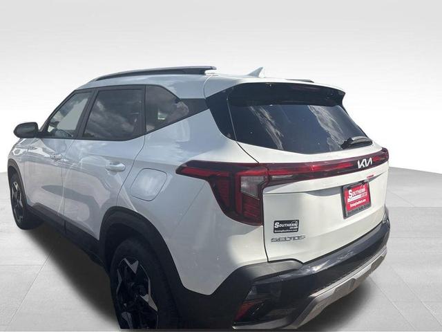 Photo of 2024 Snow White Pearl Kia Seltos