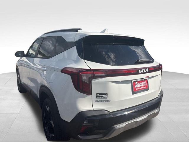 Photo of 2024 Snow White Pearl Kia Seltos
