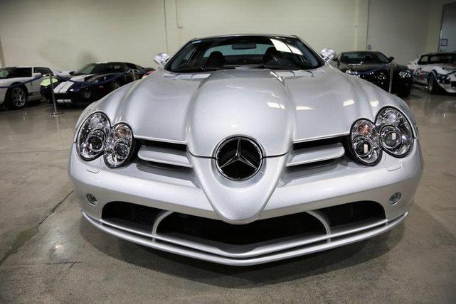 Photo of 2006 Silver Mercedes-Benz SLR McLaren