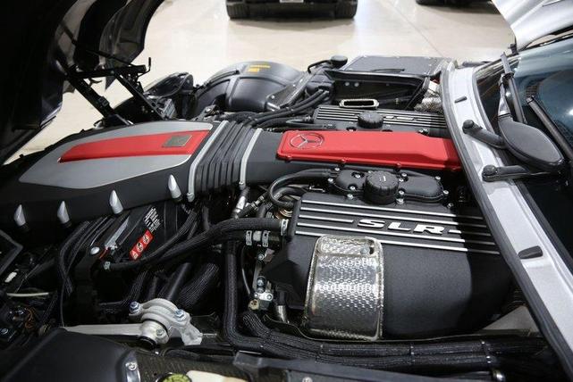Photo of 2006 Silver Mercedes-Benz SLR McLaren