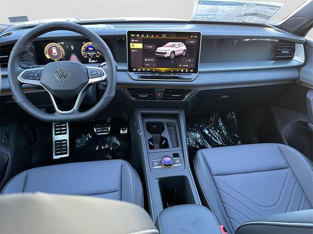 Photo of 2025 Monterey Blue Pearl Volkswagen Tiguan