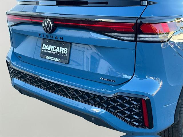 Photo of 2025 Monterey Blue Pearl Volkswagen Tiguan