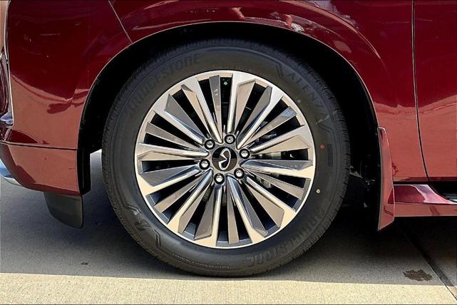 Photo of 2025 Coulis Red INFINITI QX80