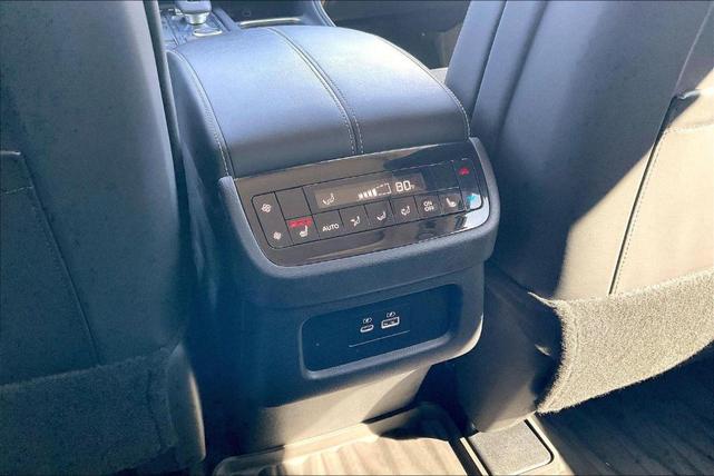 Photo of 2025 Warm Titanium INFINITI QX60