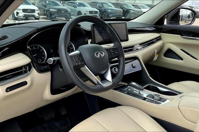 Photo of 2025 Glacier White INFINITI QX60