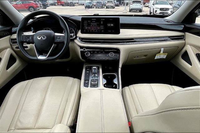 Photo of 2025 Glacier White INFINITI QX60