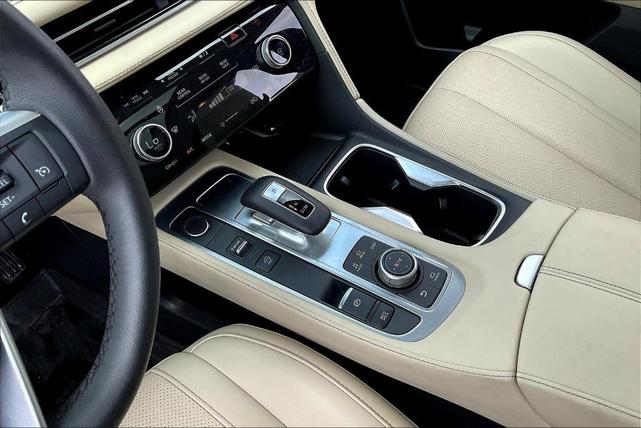 Photo of 2025 Glacier White INFINITI QX60