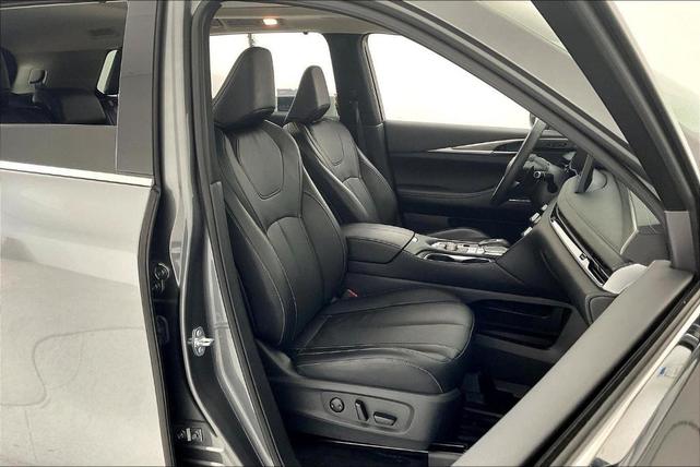 Photo of 2025 Graphite Shadow INFINITI QX60