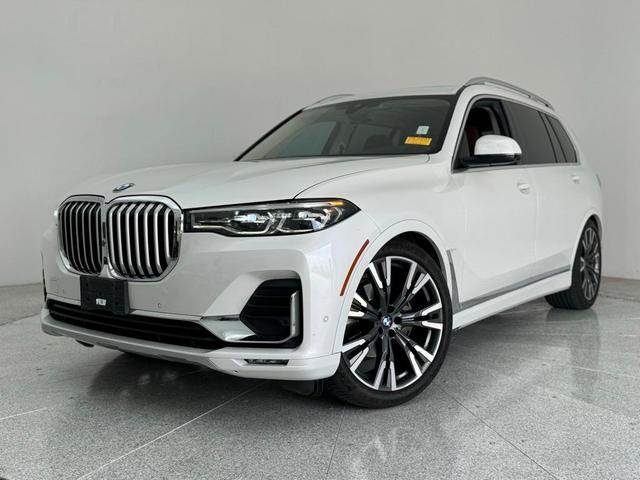 2022 BMW X7