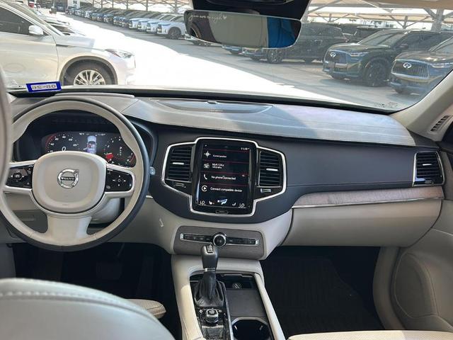 Photo of 2022 Birch Light Metallic Volvo XC90