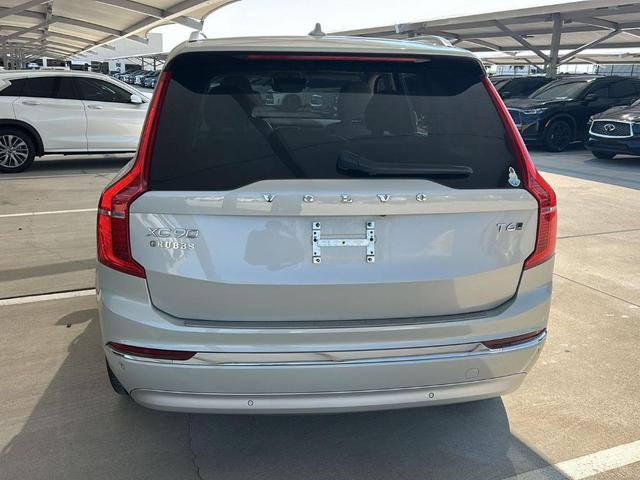 Photo of 2022 Birch Light Metallic Volvo XC90