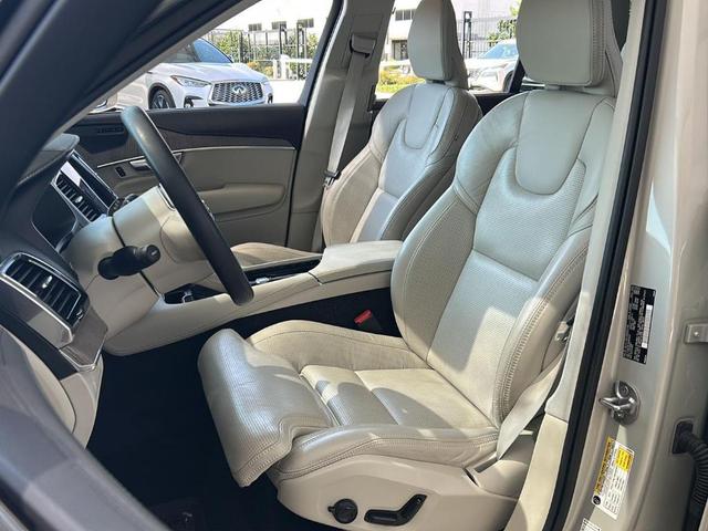 Photo of 2022 Birch Light Metallic Volvo XC90
