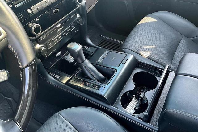 Photo of 2023 Eminent White Pearl Lexus GX 460