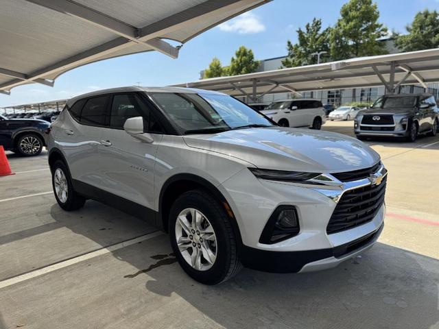 Photo of 2022 Silver Ice Metallic Chevrolet Blazer