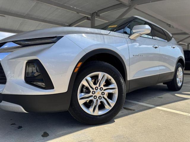 Photo of 2022 Silver Ice Metallic Chevrolet Blazer