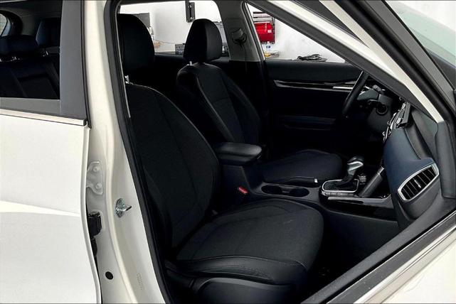 Photo of 2022 Snow White Pearl Kia Seltos