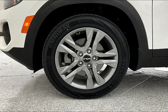 Photo of 2022 Snow White Pearl Kia Seltos