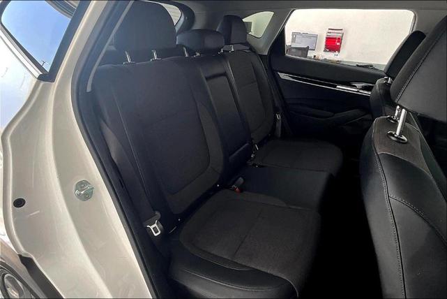 Photo of 2022 Snow White Pearl Kia Seltos