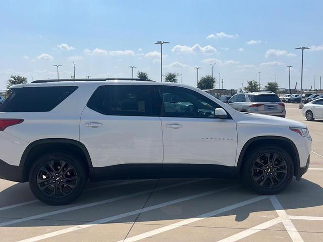 Photo of 2020 Summit White Chevrolet Traverse
