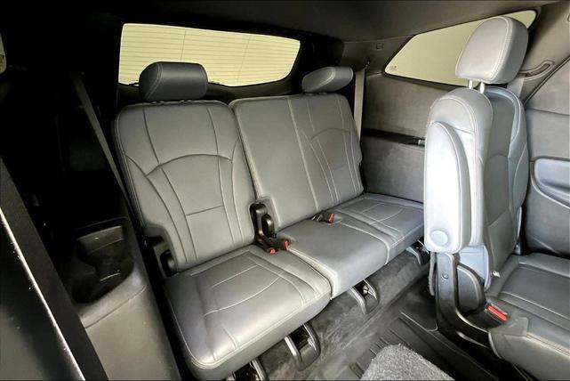 Photo of 2022 Quicksilver Metallic Buick Enclave