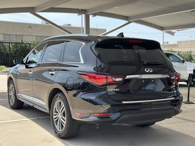 Photo of 2018 Black INFINITI QX60