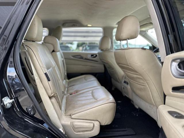 Photo of 2018 Black INFINITI QX60