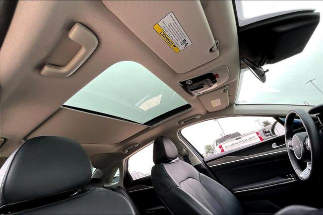 Photo of 2023 Sapphire Blue Kia K5