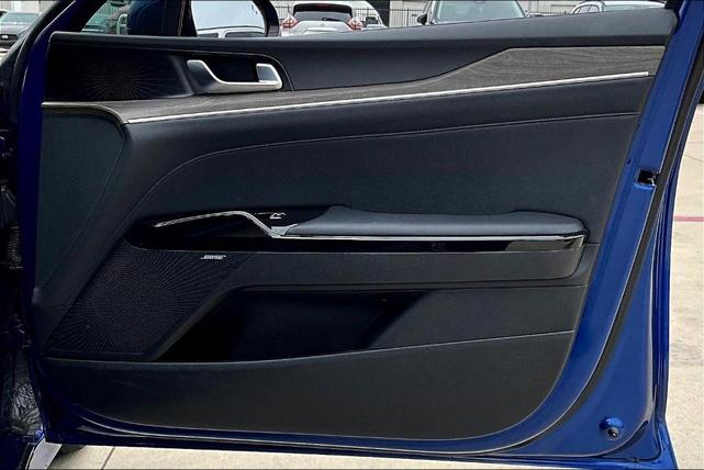 Photo of 2023 Sapphire Blue Kia K5