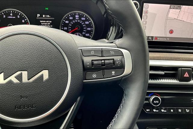 Photo of 2023 Sapphire Blue Kia K5
