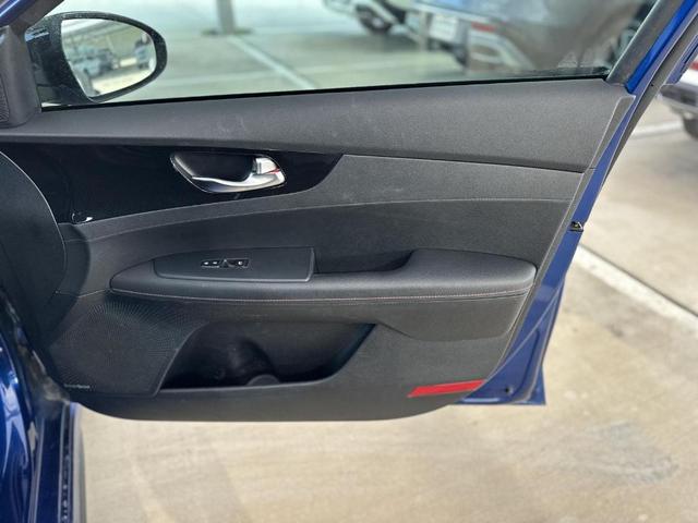 Photo of 2020 Deep Sea Blue Kia Forte