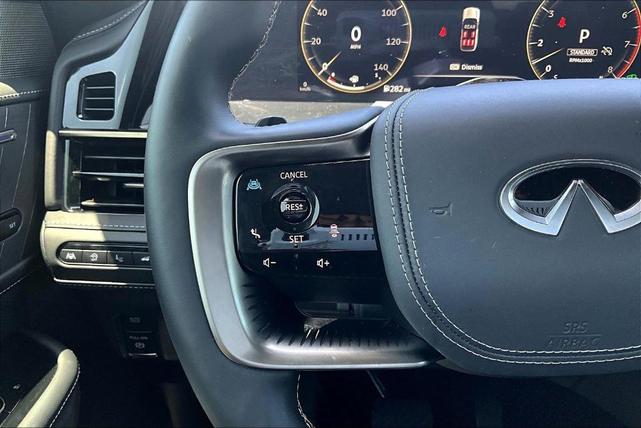 Photo of 2025 2t Mineral Blac INFINITI QX80