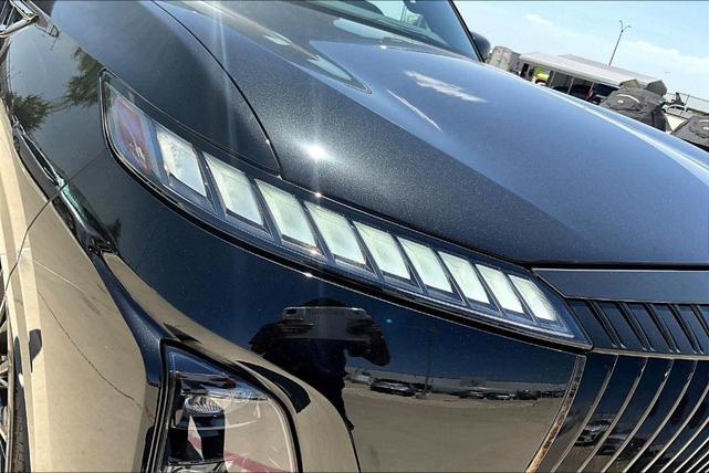 Photo of 2025 2t Mineral Blac INFINITI QX80