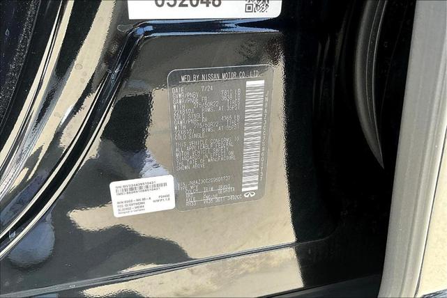 Photo of 2025 2t Mineral Blac INFINITI QX80
