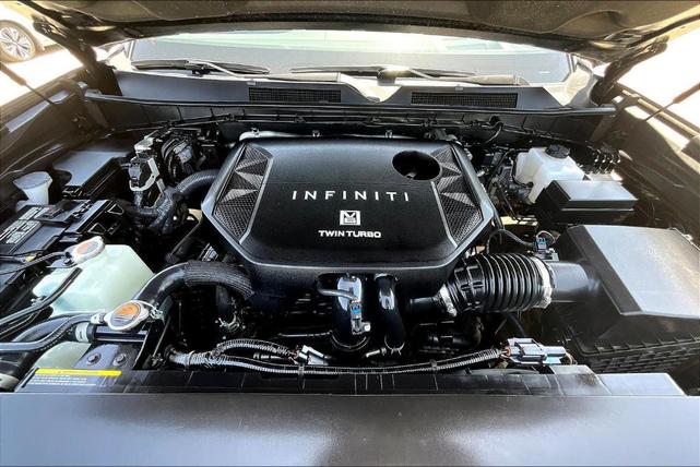 Photo of 2025 2t Mineral Blac INFINITI QX80