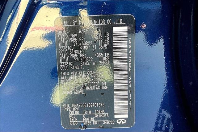 Photo of 2025 Grand Blue INFINITI QX80