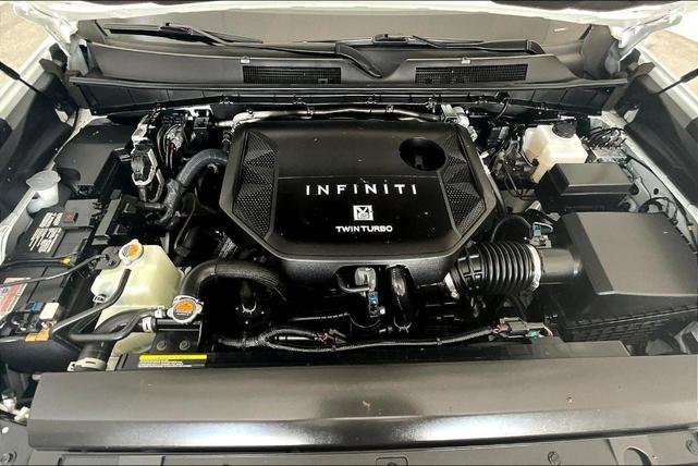 Photo of 2025 Radiant White INFINITI QX80