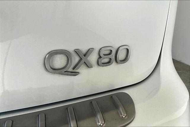 Photo of 2025 Radiant White INFINITI QX80